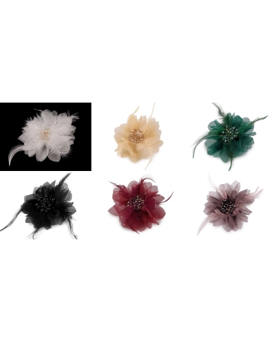 Brošňa so sklenenými brúsenými korálikmi a perím - 1 ks | Mimib