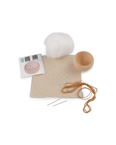 Kreatívna súprava na výrobu ihelníčka s dreveným podstavcom - 1 sada | Mimib