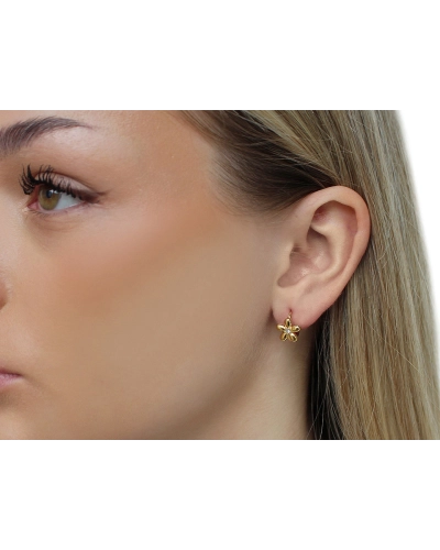 Náušnice z nerezovej ocele krúžky, kvet s brúseným kamienkom - 1 pár