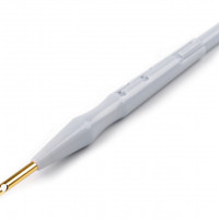 Üreges felvarrható tű / hímző toll erős fonalra 1db.