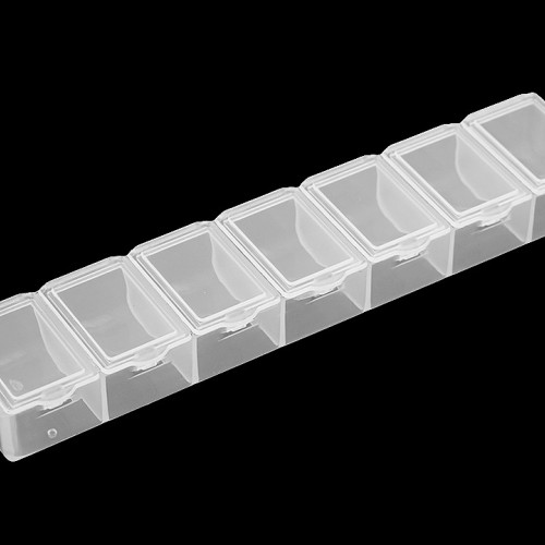 Műanyag doboz / tároló 1,8x3,4x15 cm 1db.