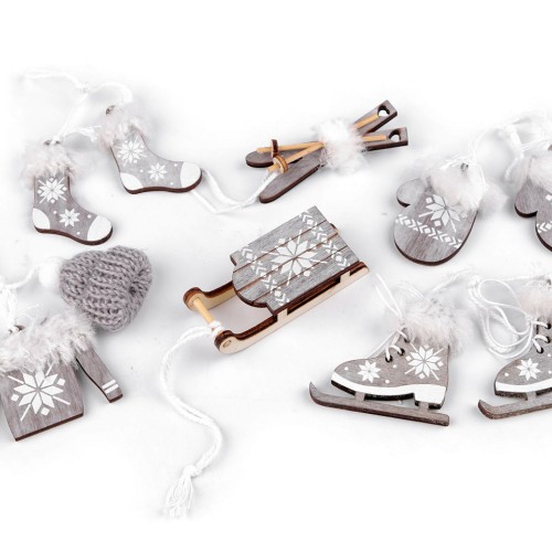Karácsonyi dekoráció - szánkó, síléc, korcsolya, sapka, kesztyű, zokni 1box